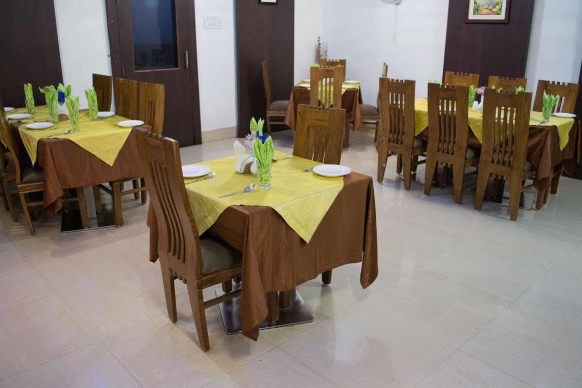 Hotel Seetal Cuttack Exterior photo
